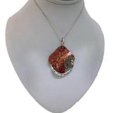 Load image into Gallery viewer, Gallery Pendant #109