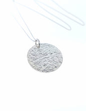 Load image into Gallery viewer, Ripple Disc Pendant - 9 Karat White Gold