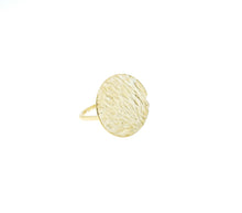 Load image into Gallery viewer, Ripple Disc Ring - 9 Karat Yellow Gold
