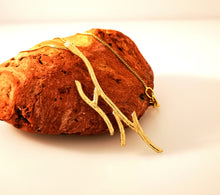 Load image into Gallery viewer, Driftwood Beach Pendant - 9 Karat Yellow Gold