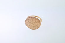 Load image into Gallery viewer, Ripple Disc Ring - 9 Karat Rose Gold