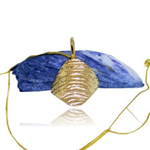 Load image into Gallery viewer, Ripple Arc Pendant - 9 Karat Yellow Gold